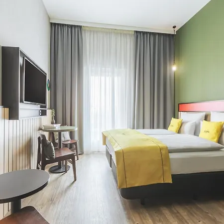 Acora Living The - 3* פוטסדאם