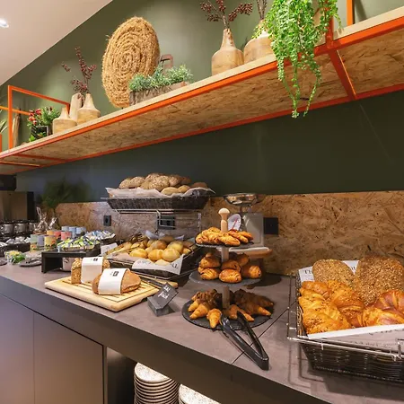 Acora Living The - 3*